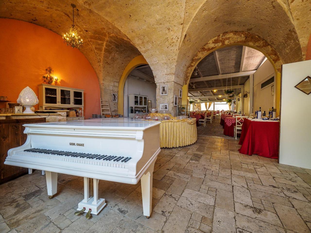 Antica Masseria Rottacapozza Torre San Giovanni Extérieur photo
